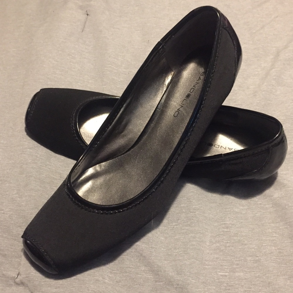 Bandolino Black Flats, Patent Leather, Size 7